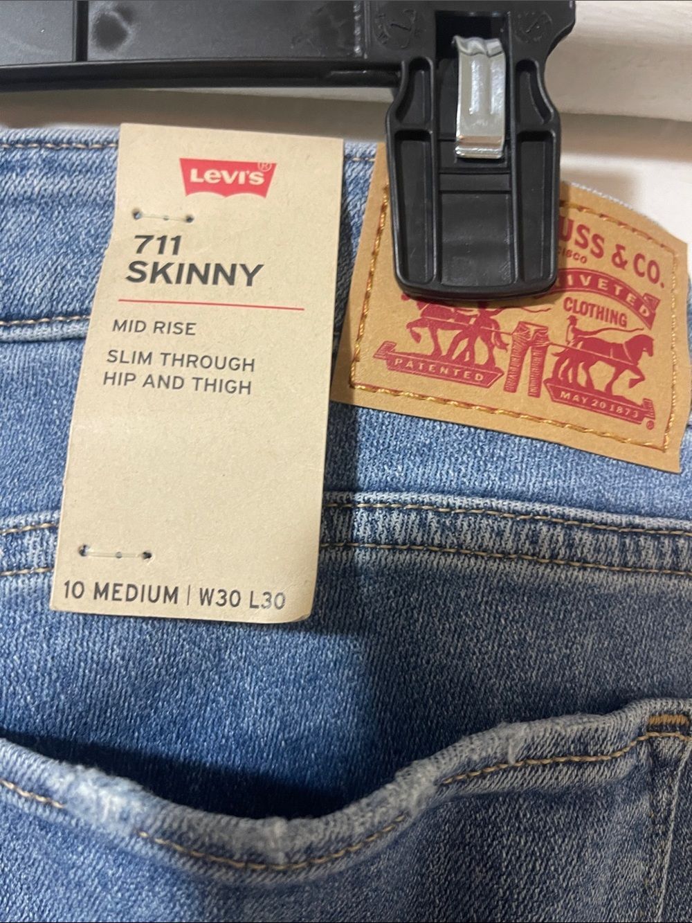 Levi's Light Blue 711 Skinny Jeans NWT size 10 medium 30x30 - Picture 7 of 9